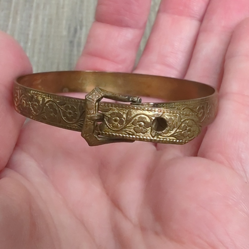 Vintage Antique Victorian Gold Buckle Child Bracelet - Picture 2 of 8